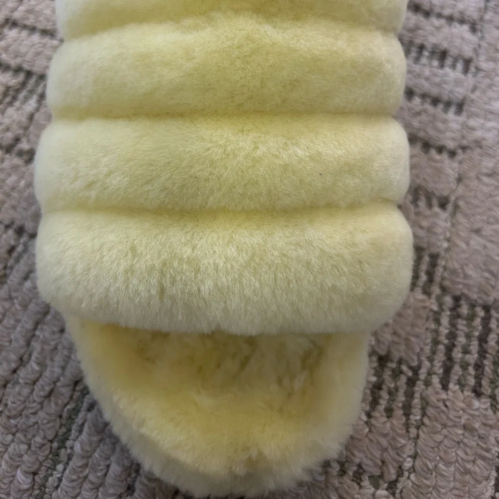 UGG Neon Soft Yellow Fluffy Slides size 11 - Picture 11 of 11